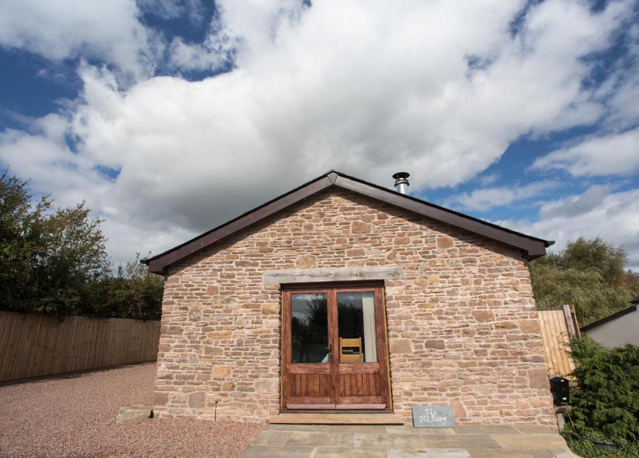 The Old Dairy - Boutique Countryside Cottage At Harrys Cottages Pen-y-Clawdd Экстерьер фото