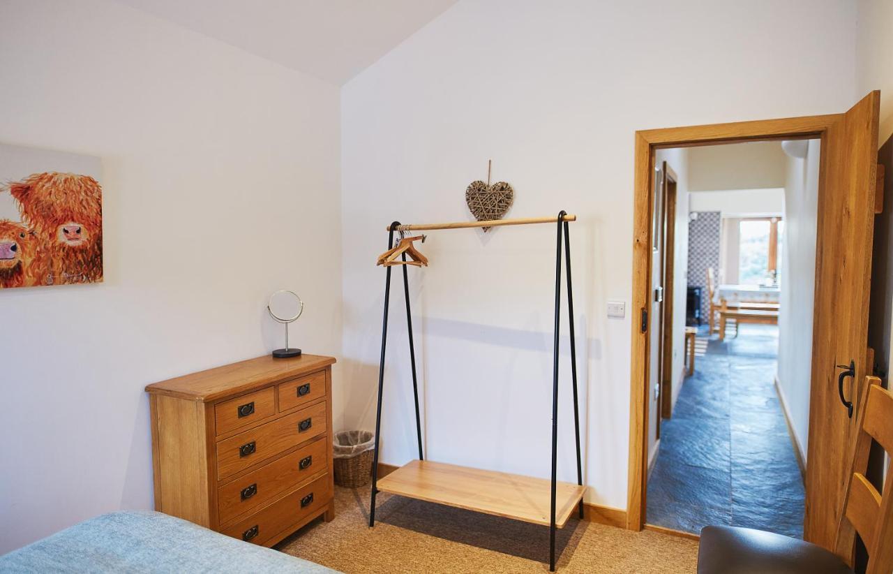 The Old Dairy - Boutique Countryside Cottage At Harrys Cottages Pen-y-Clawdd Экстерьер фото